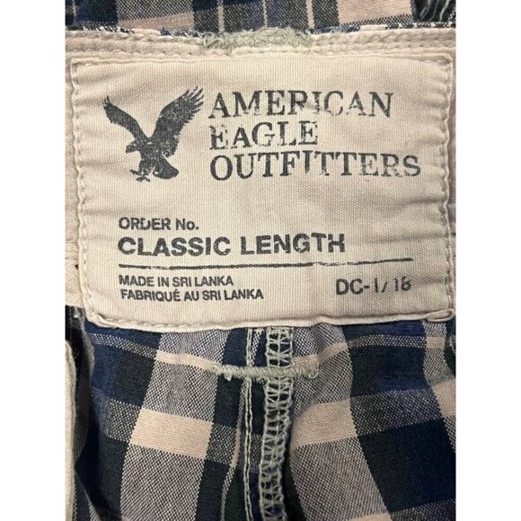 American Eagle Mens Vintage Beige Blue Plaid Cargo Shorts Size 34 EUC Classic - Picture 7 of 8